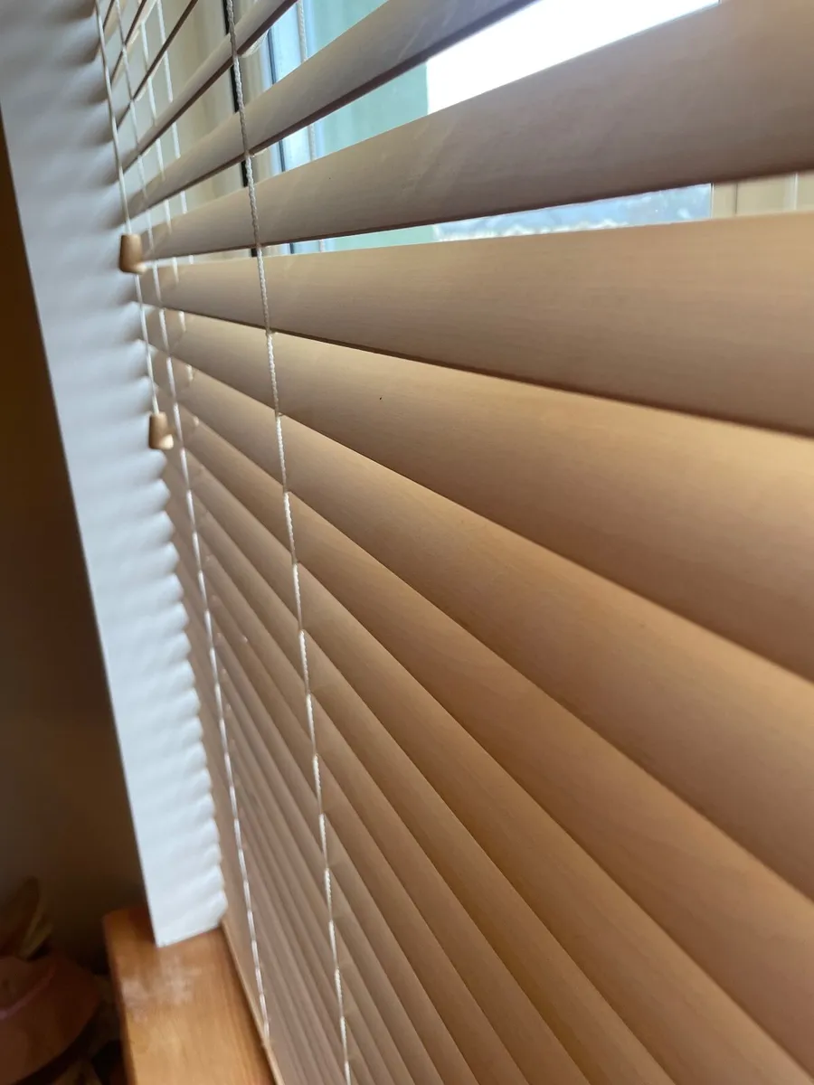 Venetian timber blind - Image 3