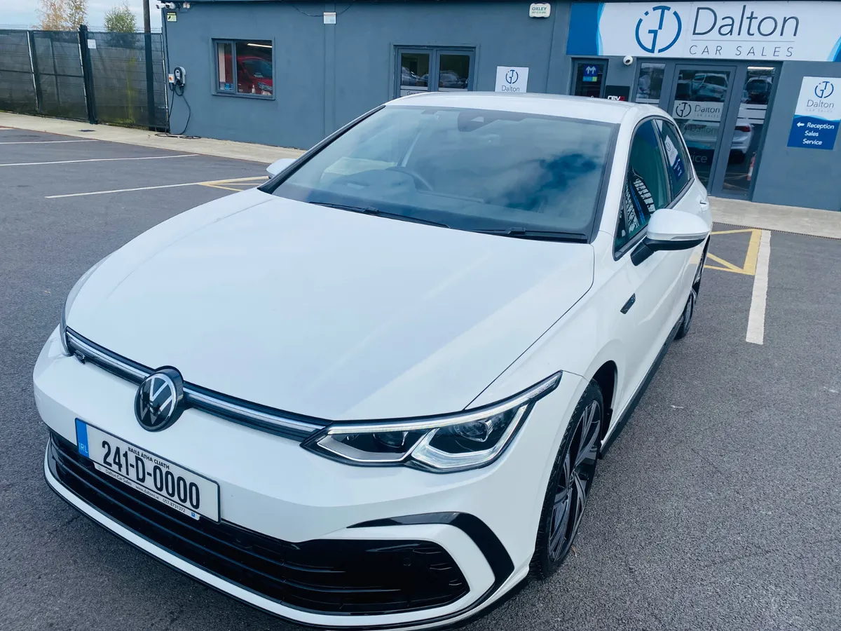 VOLKSWAGEN GOLF R-LINE DSG 2.0 TDI 2024 (241) - Image 1