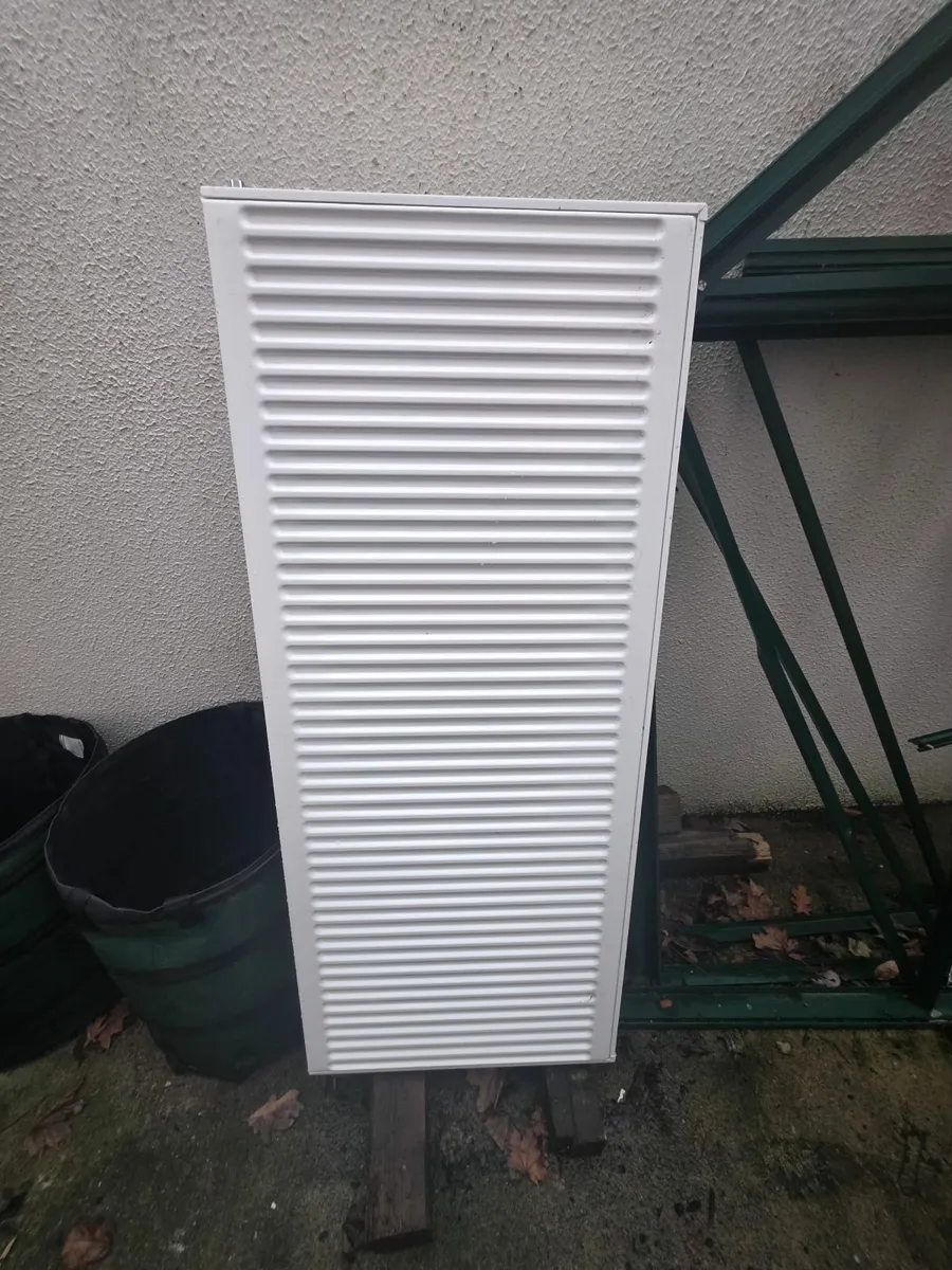 4 ft double radiator