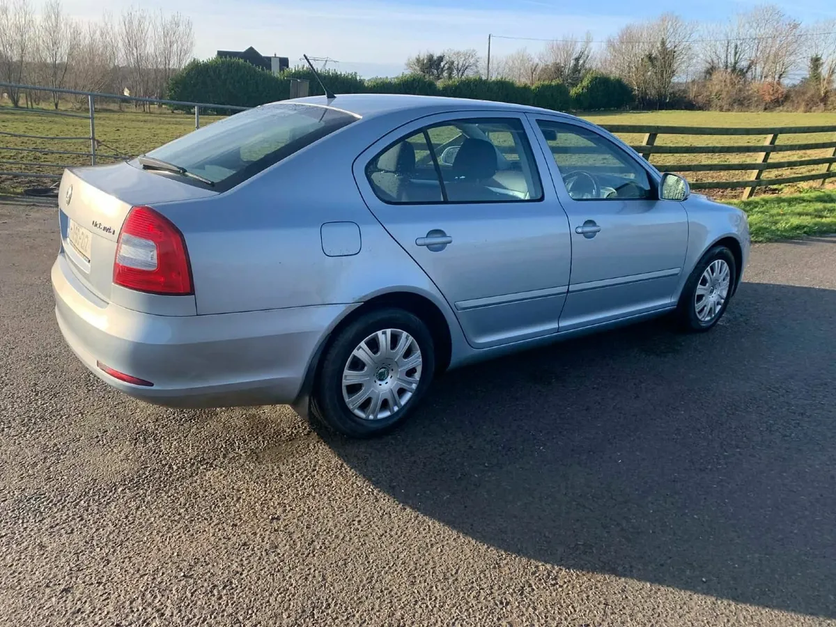 Skoda Octavia 2011 - Image 3