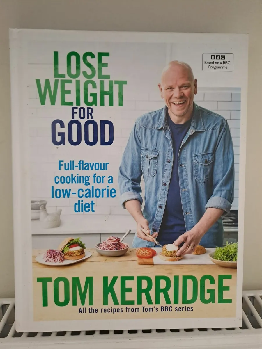 Selection of weight loss books - Image 3