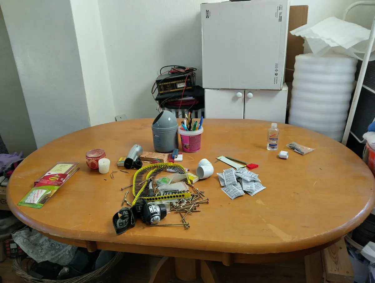 dining table - Image 1