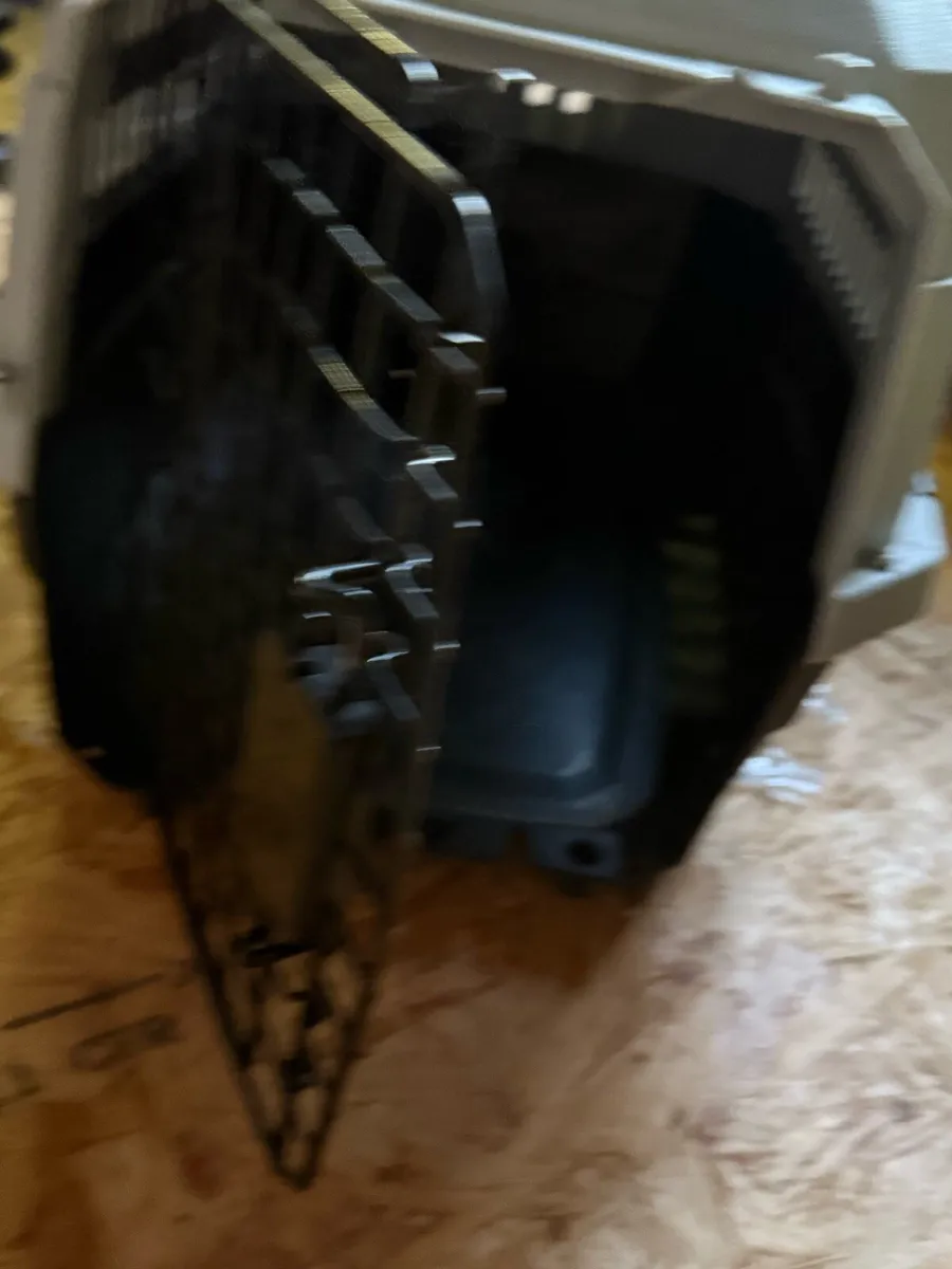 Dog travel cage - Image 3