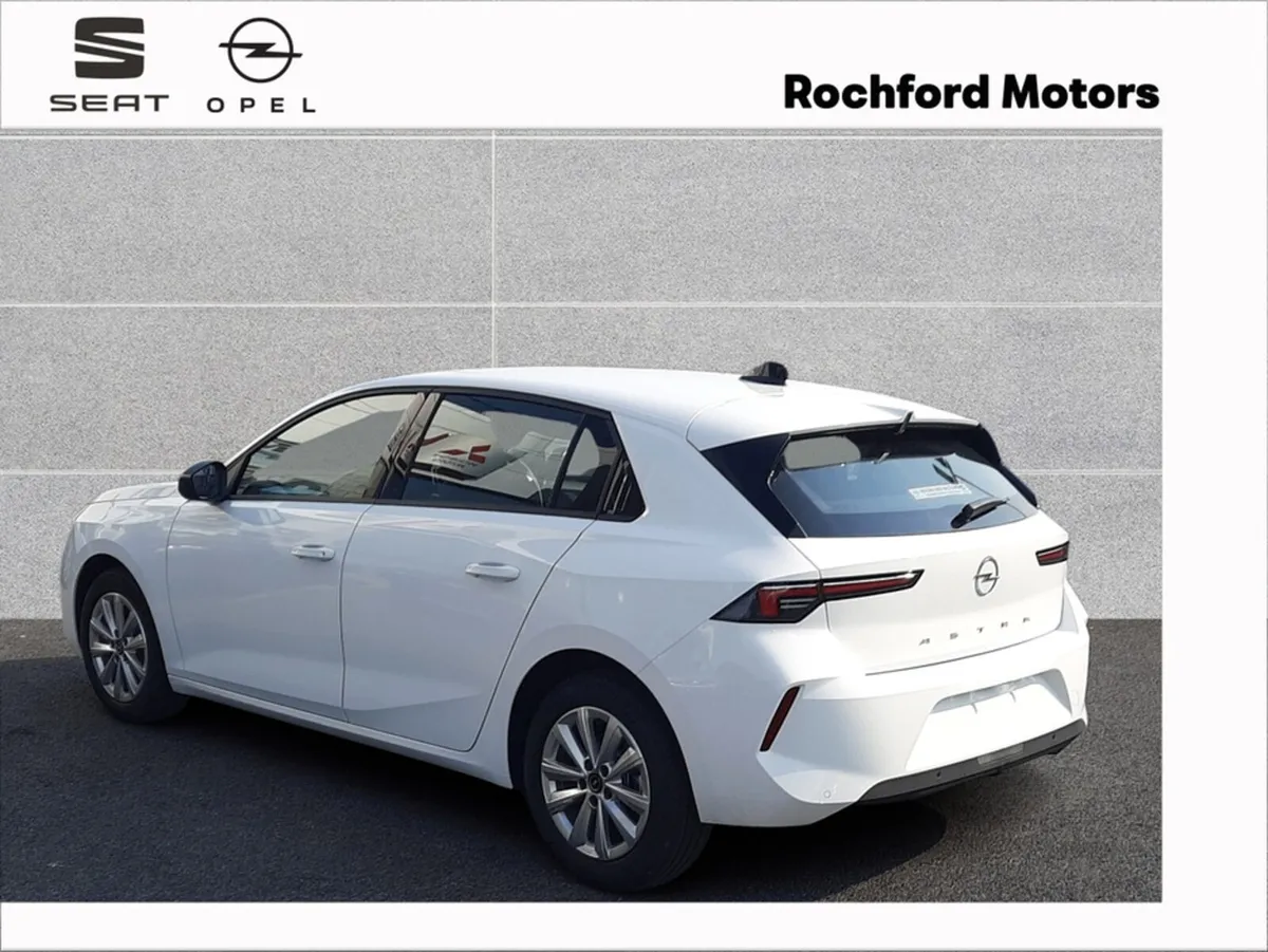 Opel Astra **2.9% APR Finance** SC 1.5 Turbo D 130 - Image 4