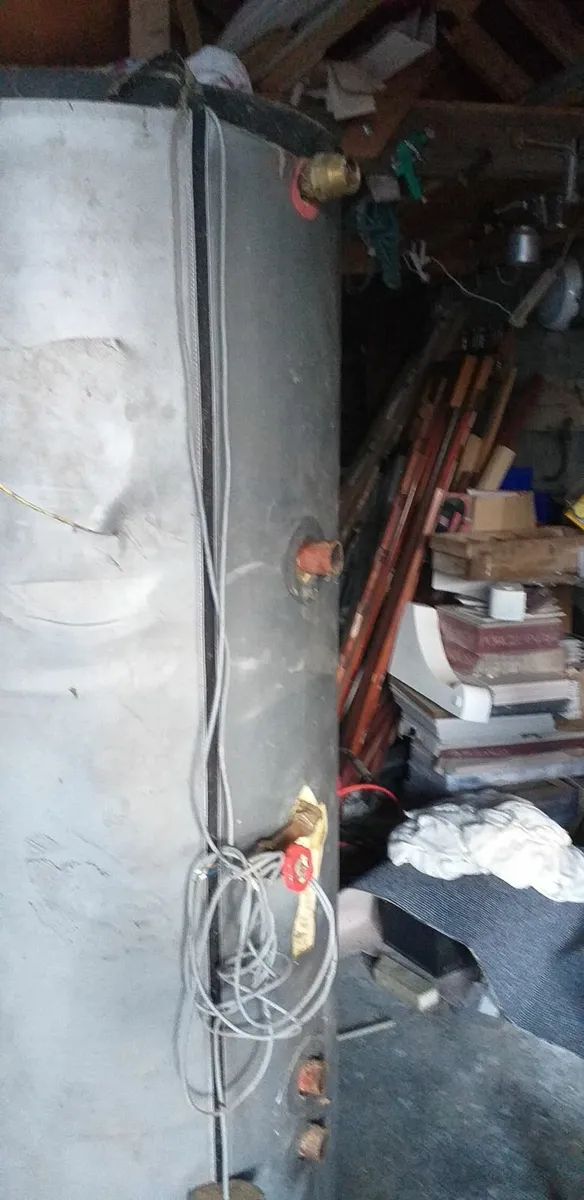 HOT WATER CYLINDER - Image 3