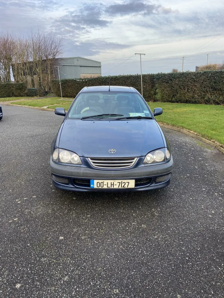 Toyota Avensis - Image 1