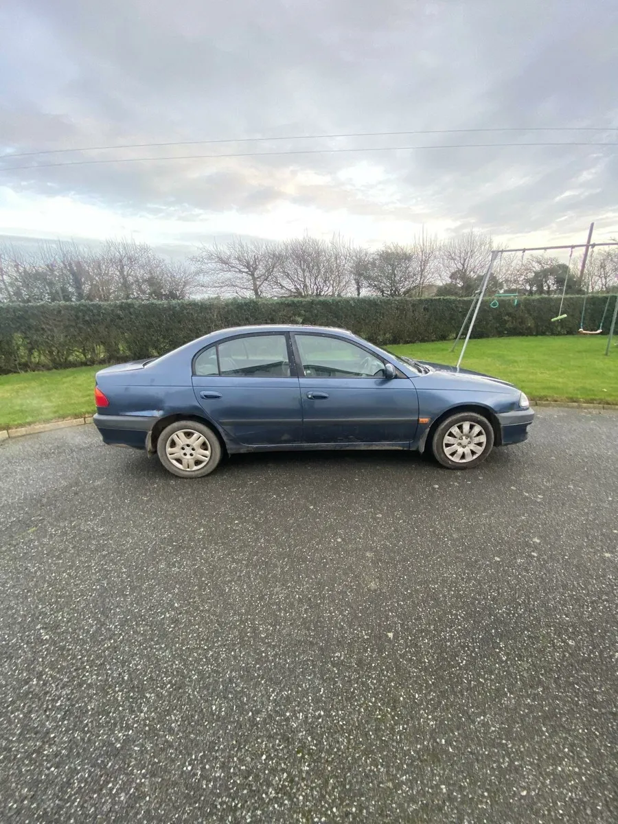 Toyota Avensis - Image 3