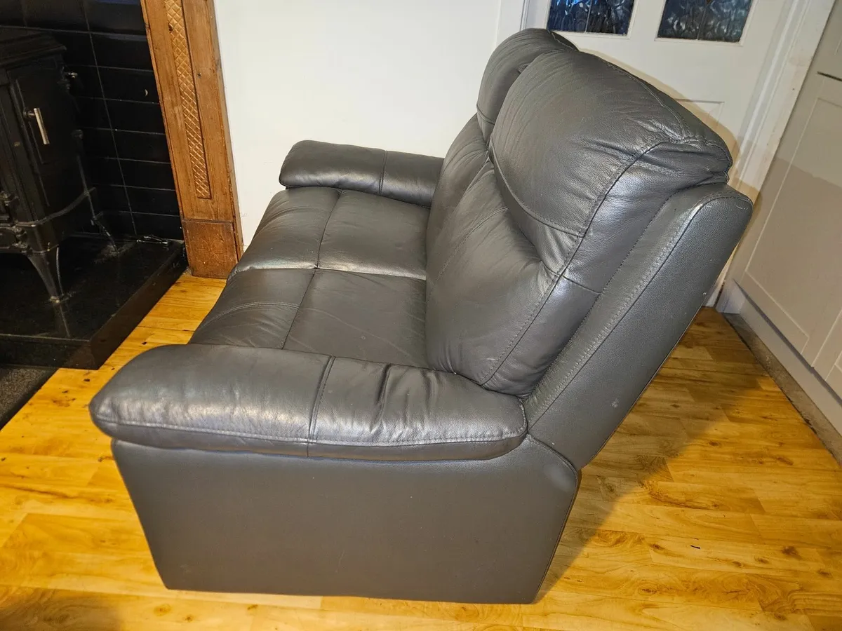 Charcoal Grey Leather Sofa – Like New - Image 3