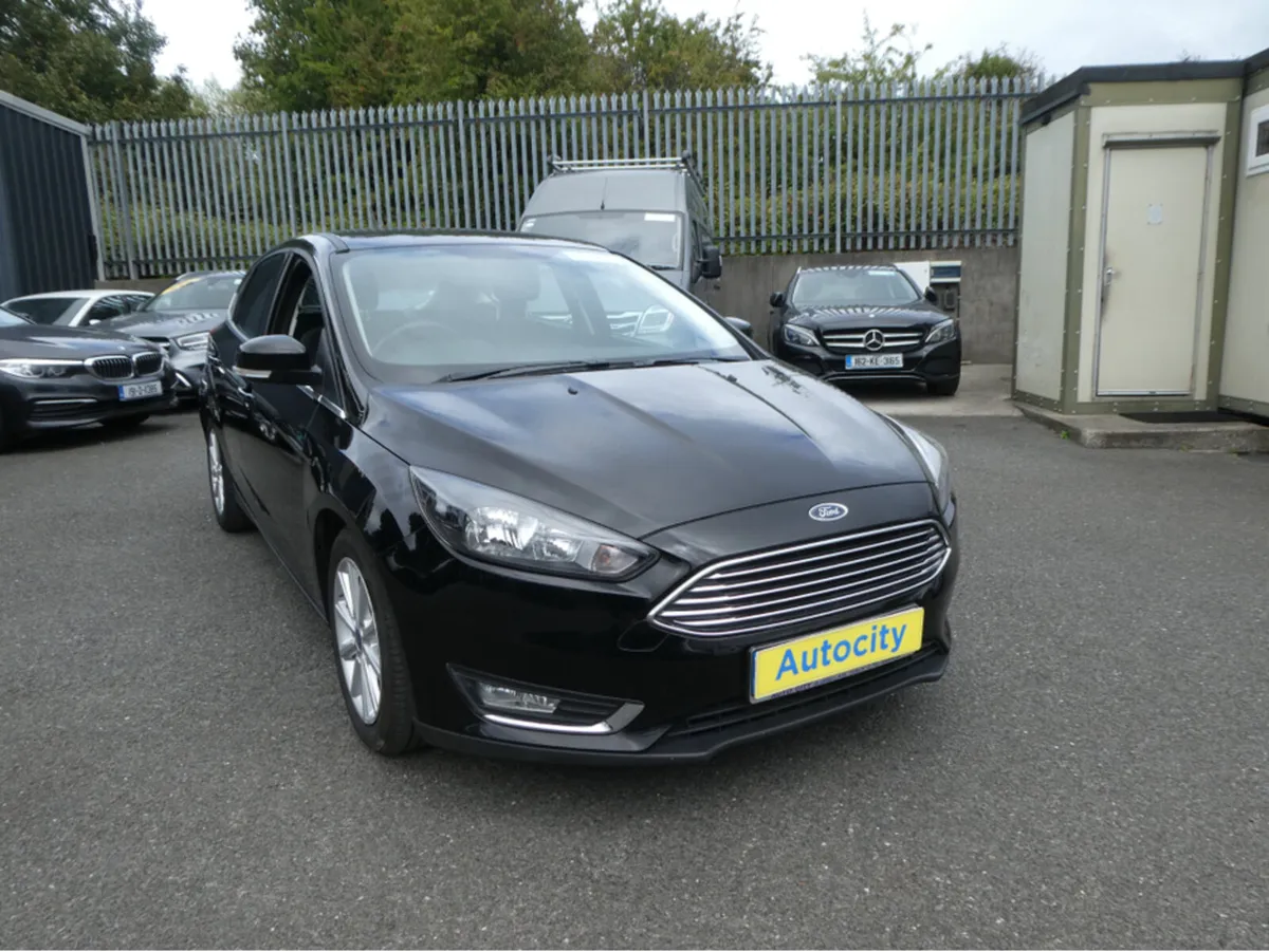 Ford Focus TITANIUM TD 6SPEED - Image 1