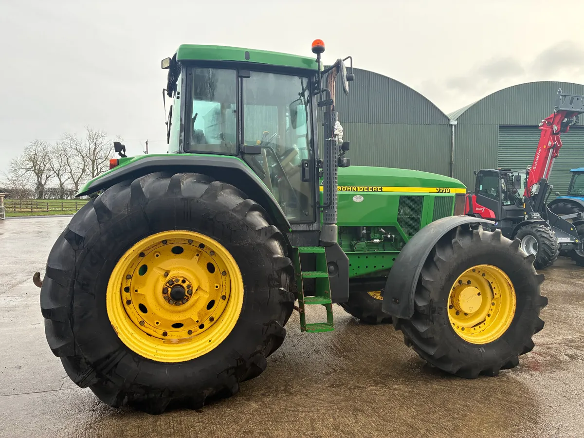 John Deere 7710 - Image 3