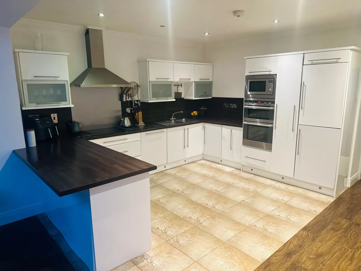 Kitchen - Excellent condition - Image 4