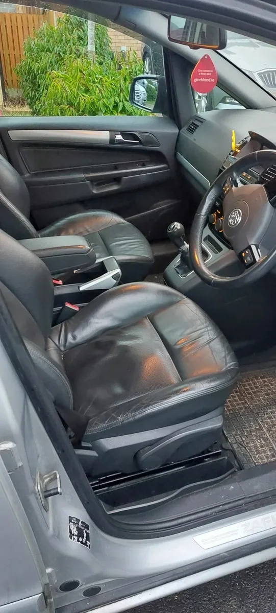 Vauxhall Zafira 2011 - Image 2