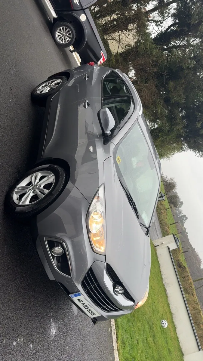Hyundai ix35 - Image 1