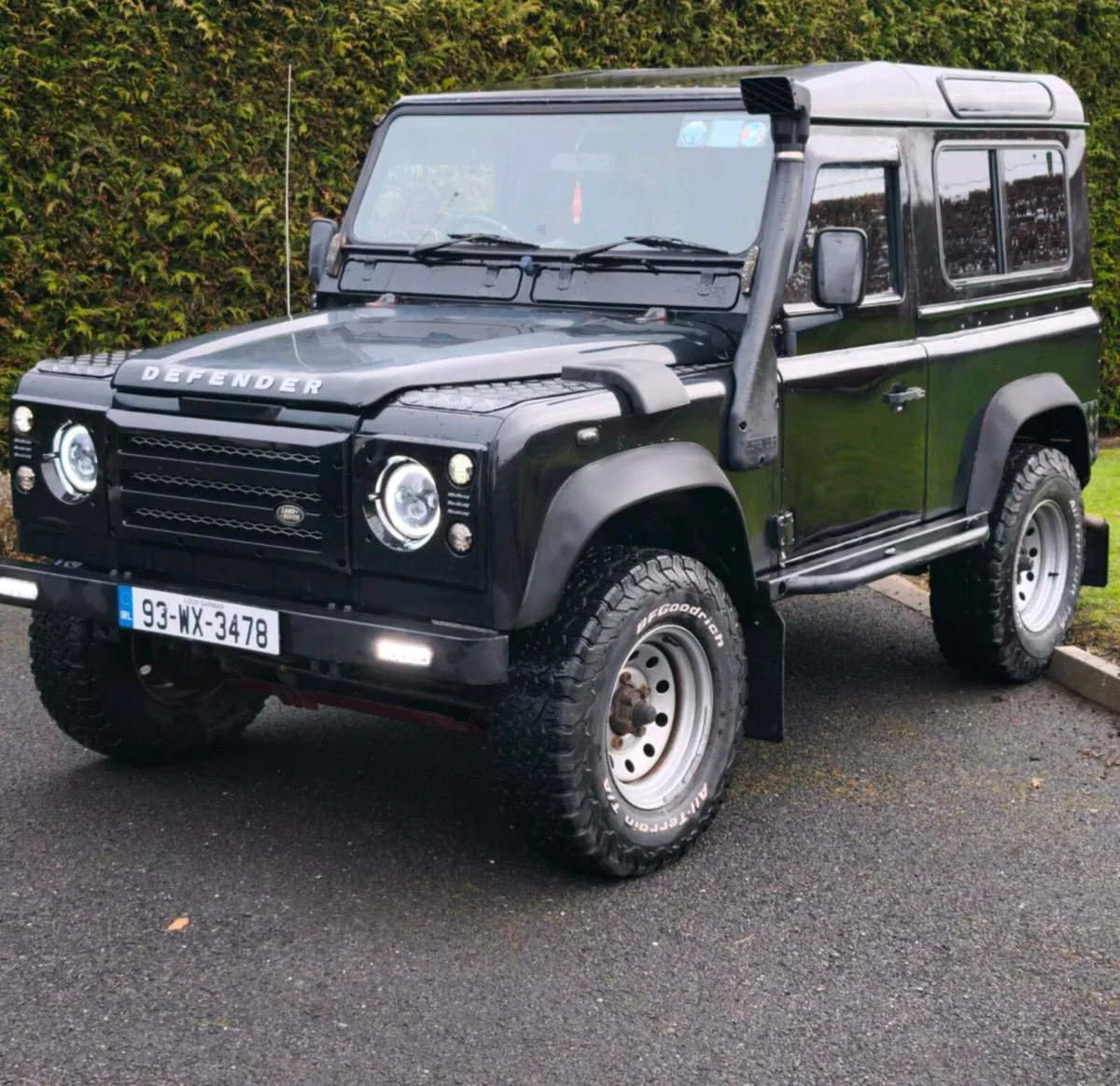 Defender 90 - Image 2