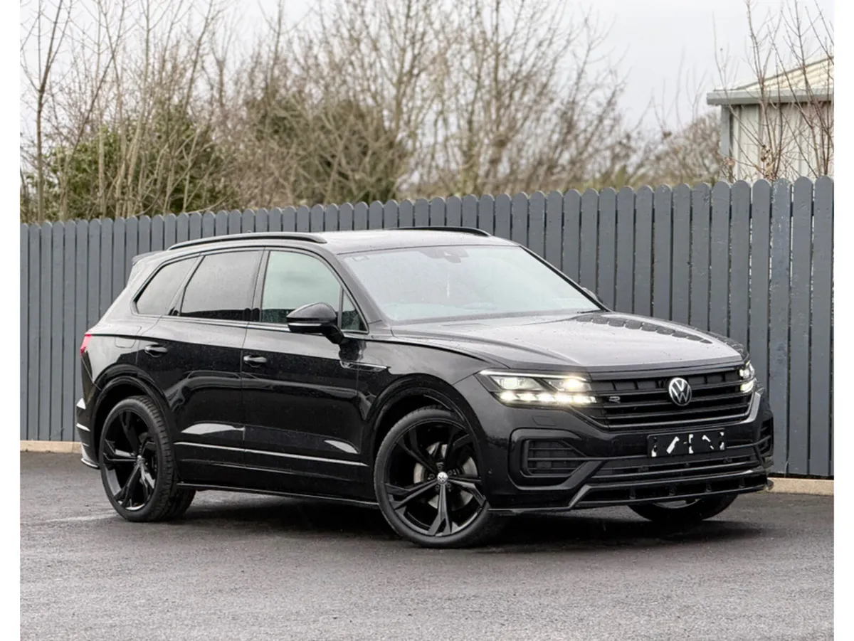 Volkswagen Touareg 2022 VOLKSWAGEN TOUAREG V6 BLAC - Image 3