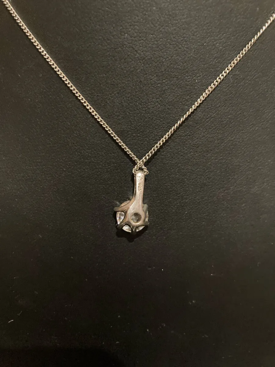 Sterling Silver chain with crystal pendant - Image 3