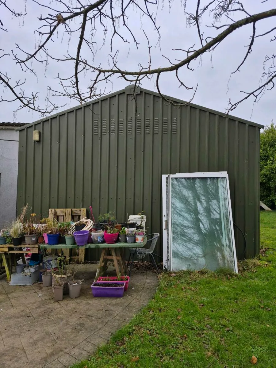Shed - Image 4