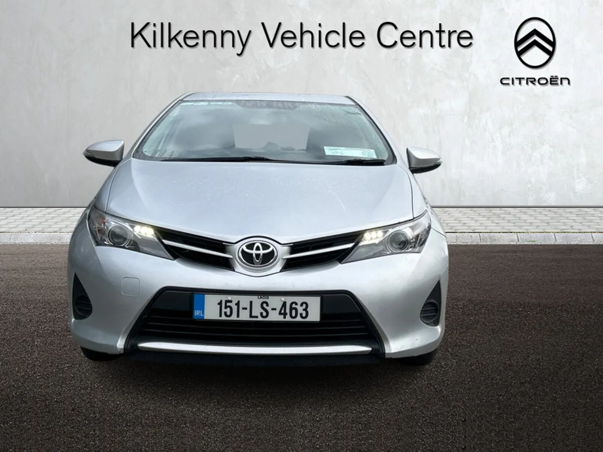 Toyota Auris 1.4 D-4D TERRA VAN 4DR - Image 3