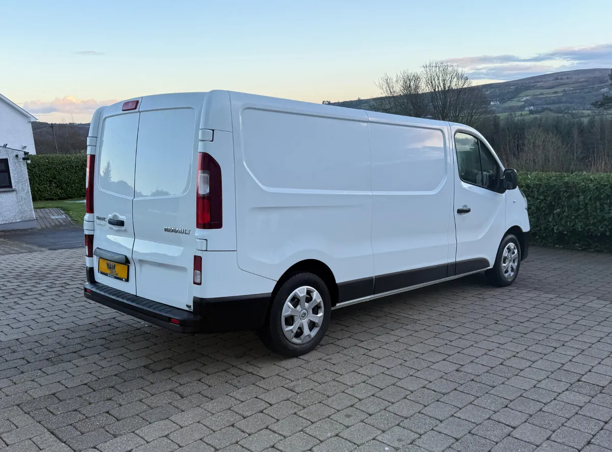 2021 Renault Trafic Business Plus 2.0 120bhp Lwb - Image 4