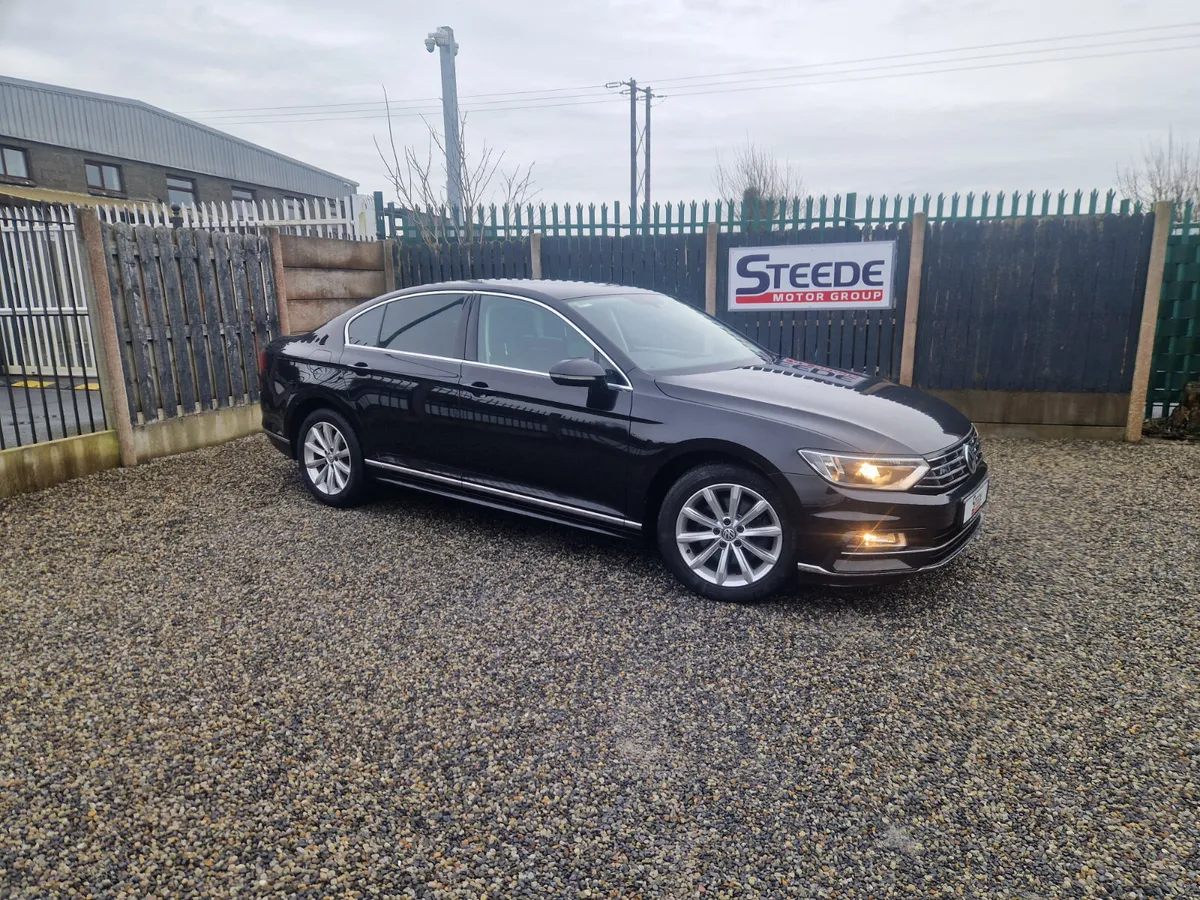 2017 VW Passat Highline R-Line 1.6d 4dr - Image 3