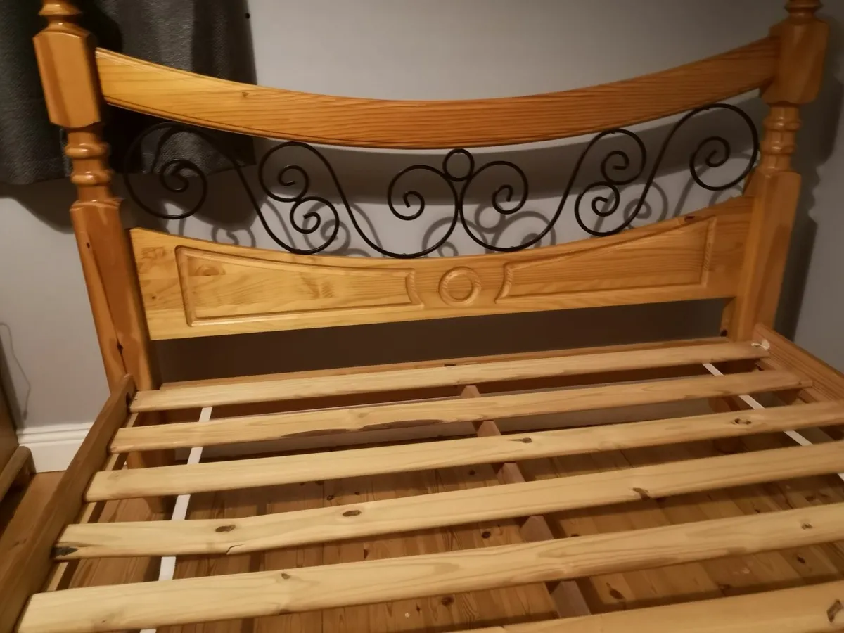 King size bed frame - Image 2