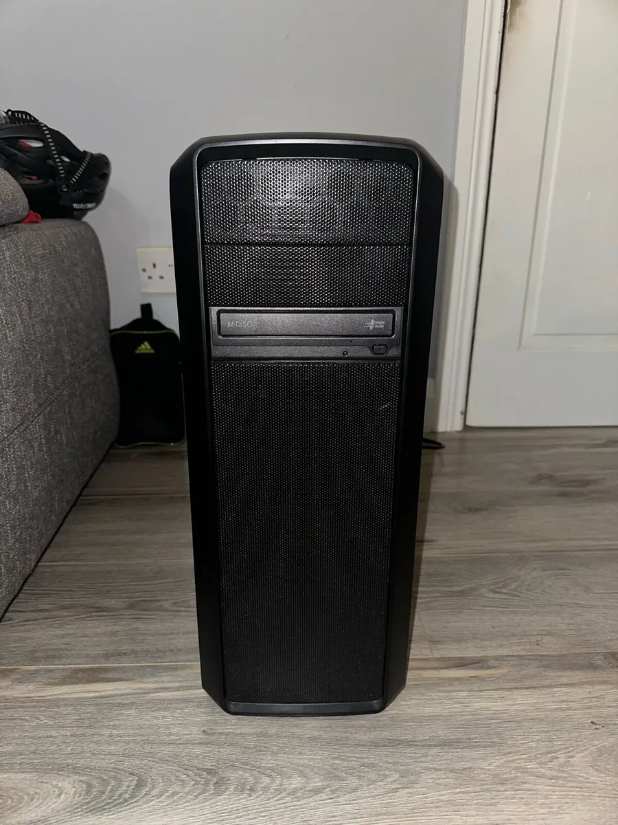 Intel i5 Custom Built PC - Barely Used - Image 4