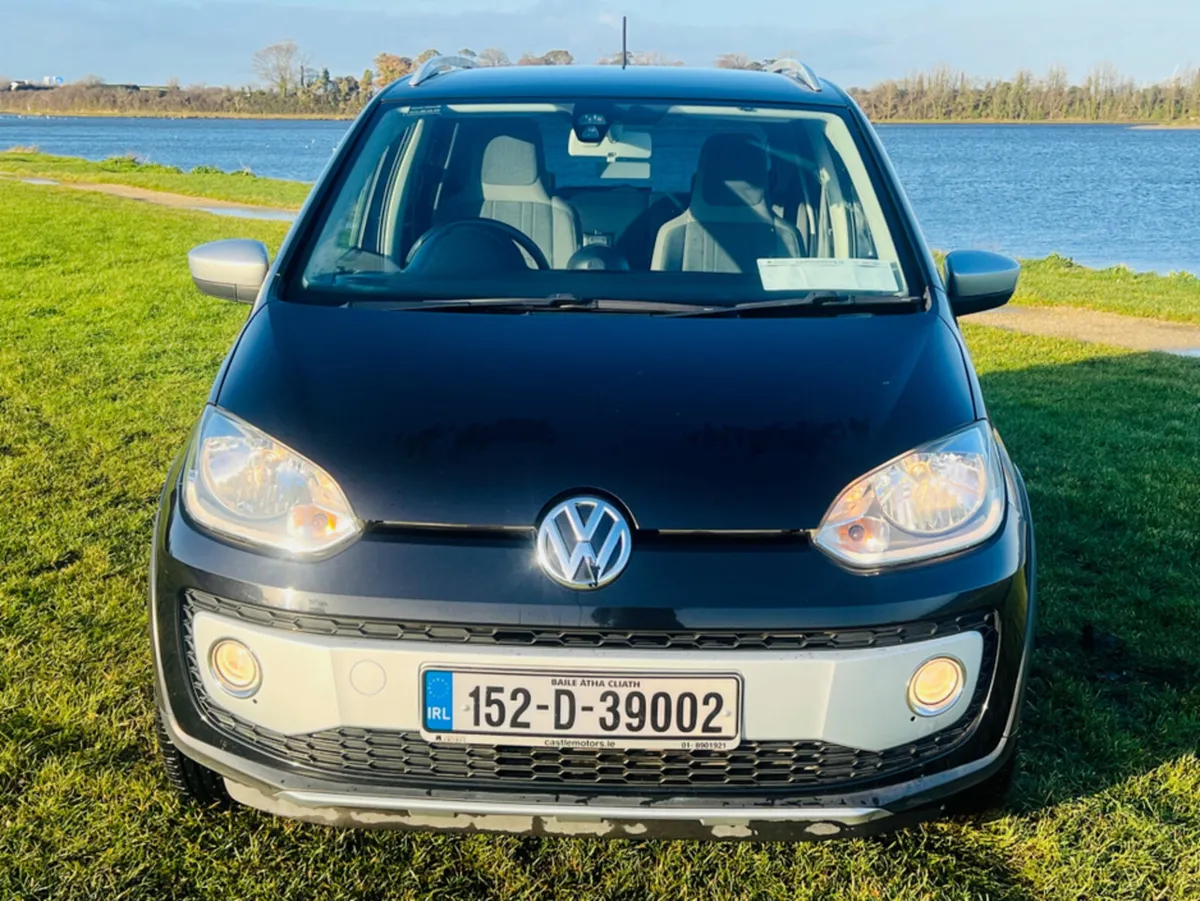 Volkswagen up! 1.0 AUTO//FINANCE AVAILABLE//LOW MI - Image 4