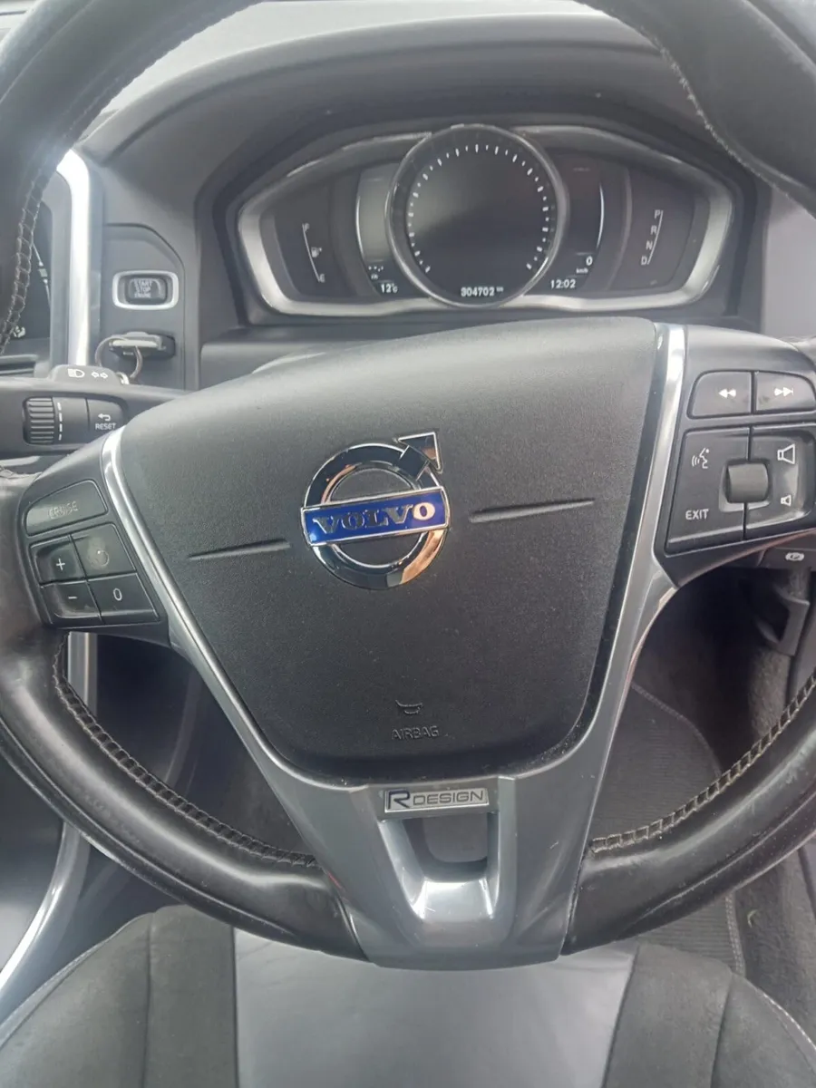 Volvo jeep for sale - Image 3