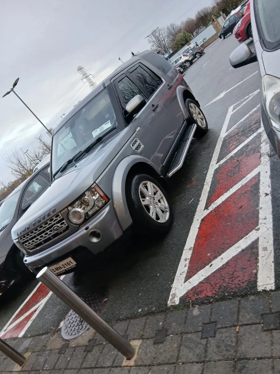 Land Rover Discovery 2012 - Image 2