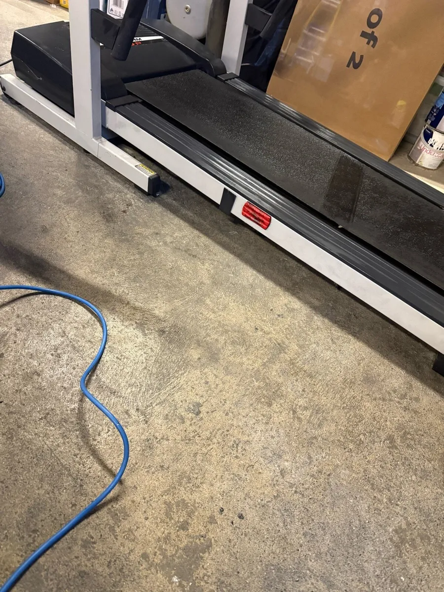 Treadmill - Image 3