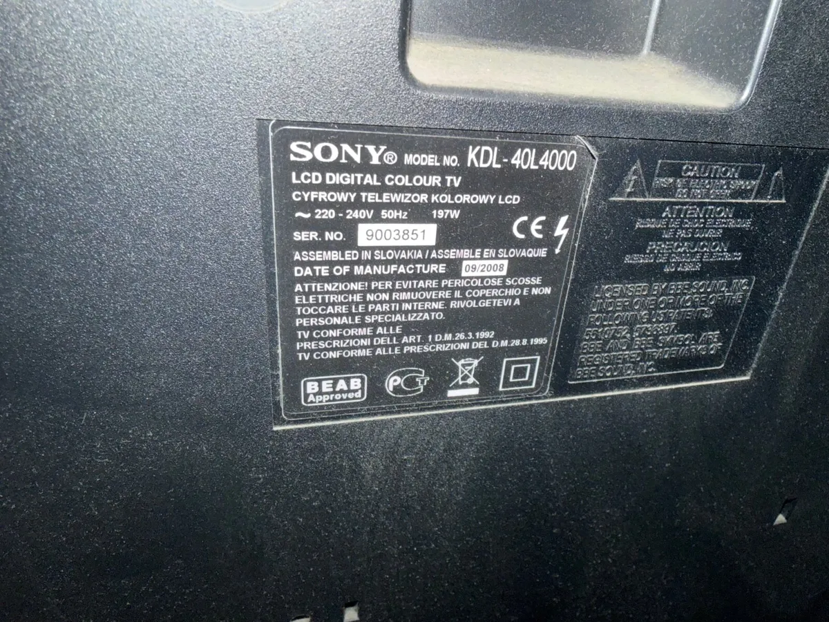Sony Bravia 40inch TV (not smart tv) - Image 3