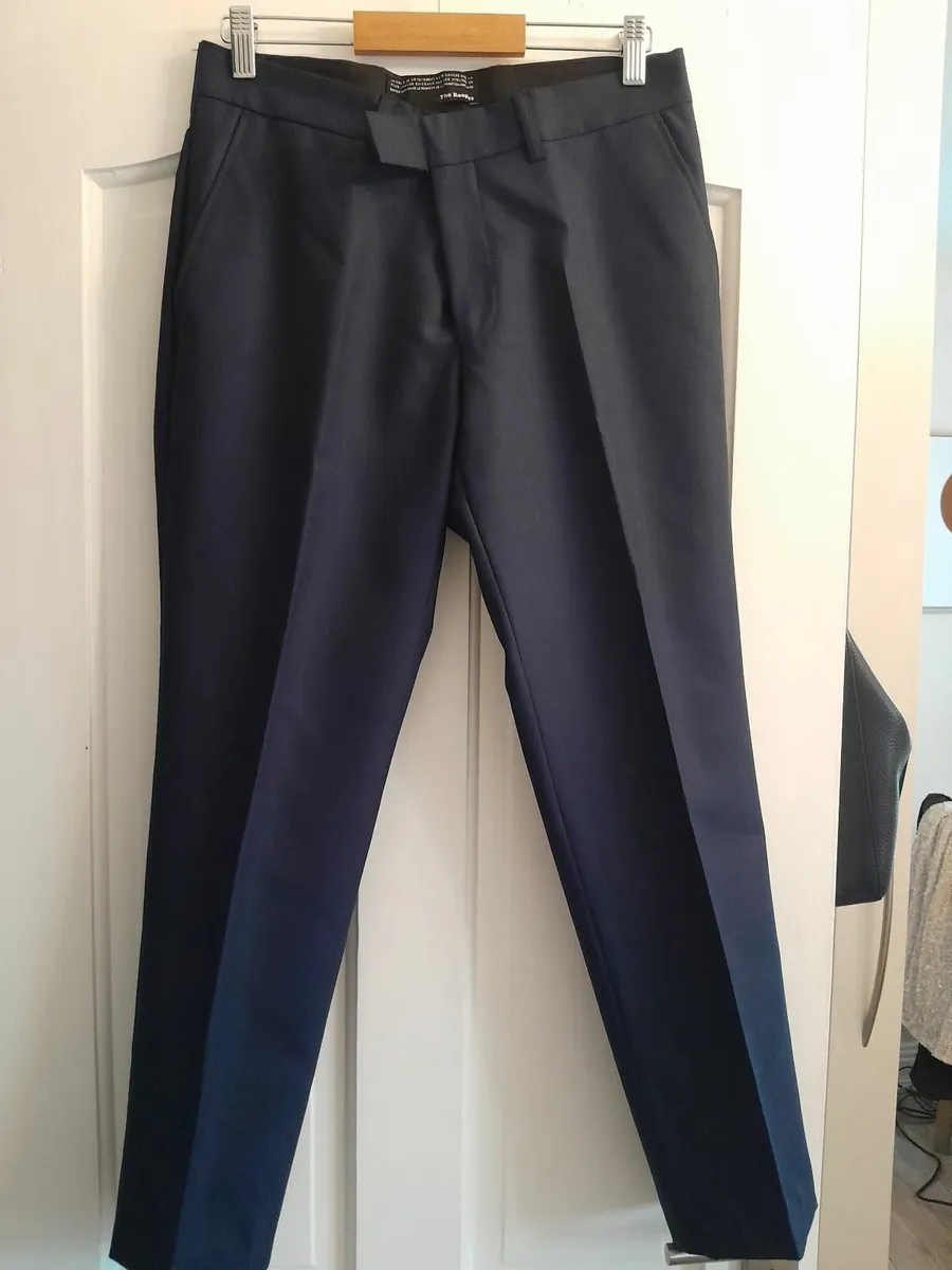 Kooples Men suit Size X/S - Image 4