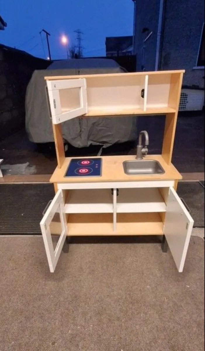 Free ikea kids kitchen - Image 2