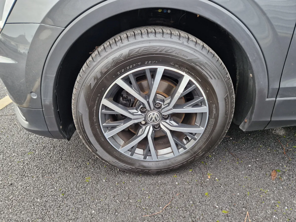 18 VW TIGUAN...PANORAMIC ROOF...NCT 1/28 - Image 4