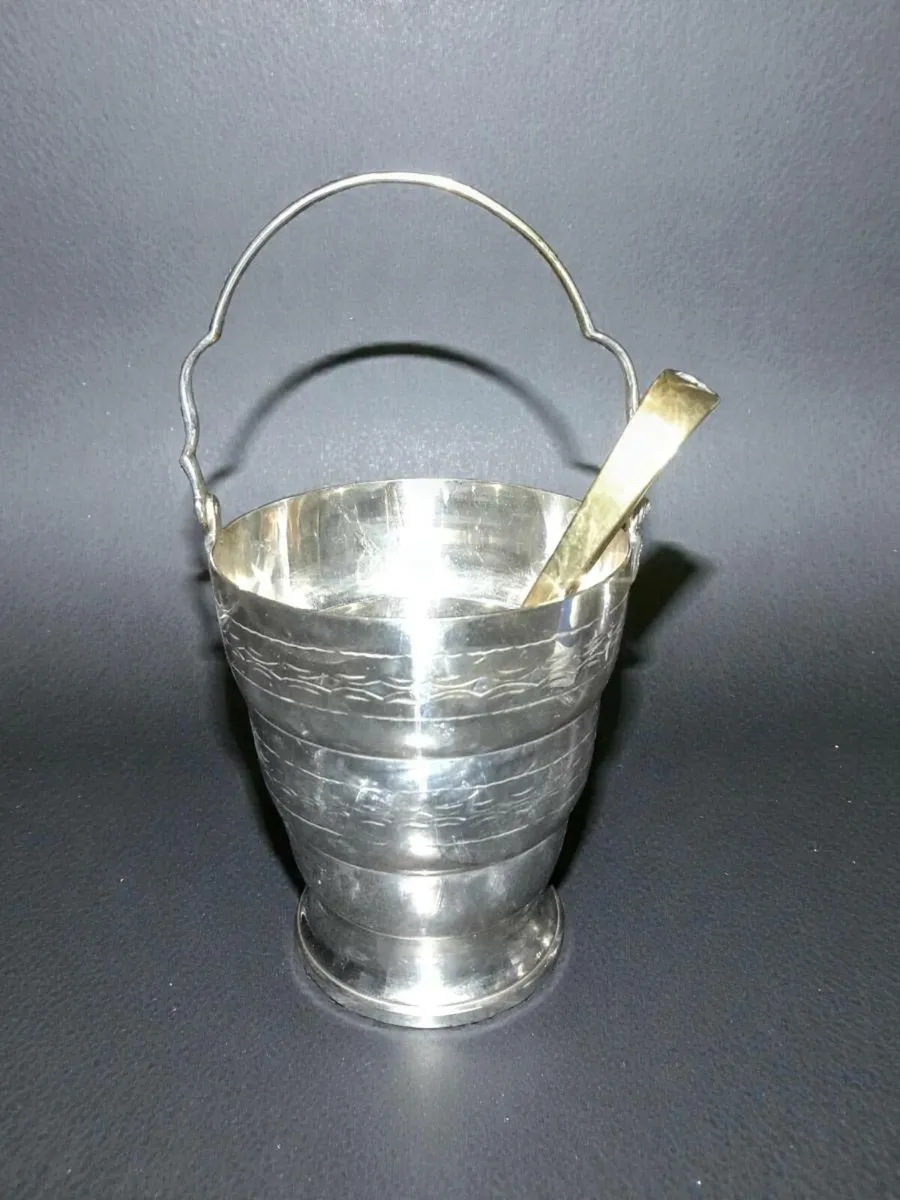 Beautiful heavy ice bucket with tongs - Image 1