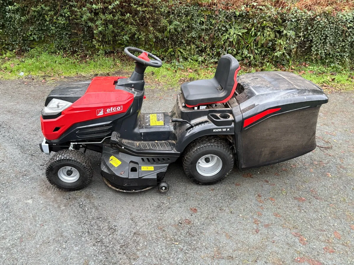 Ride on lawnmower - Image 1