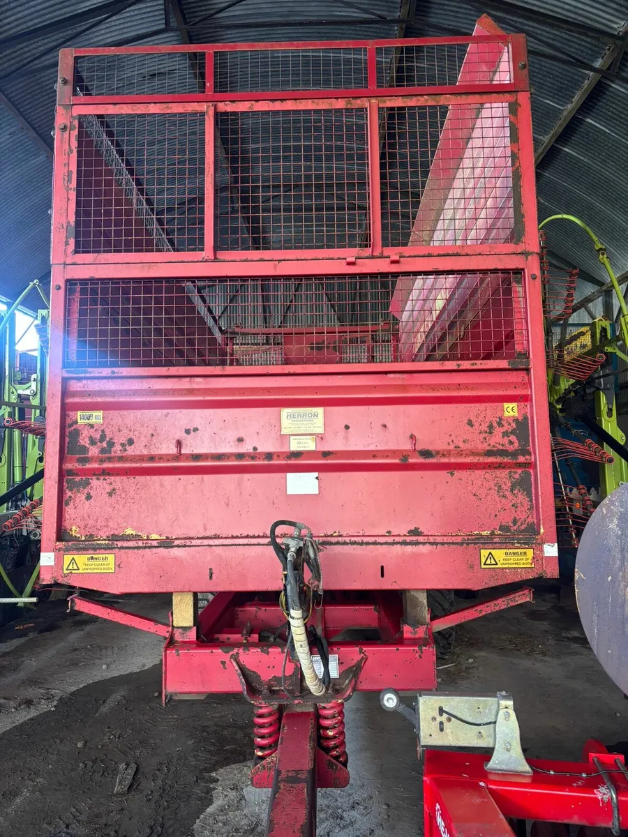 2009 18FT Herron Silage Trailer - Image 2