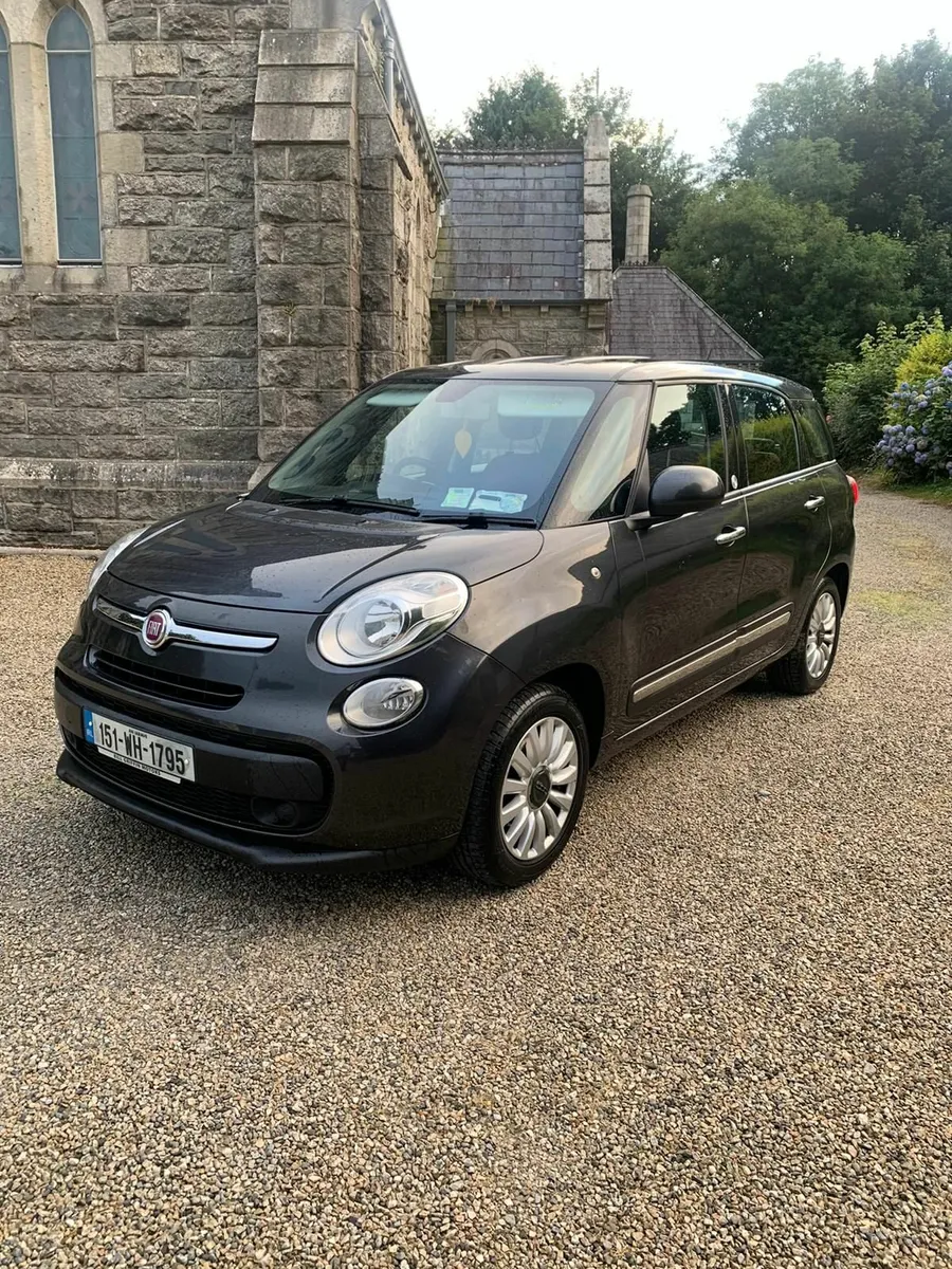 Fiat 500L 2015 - Image 1