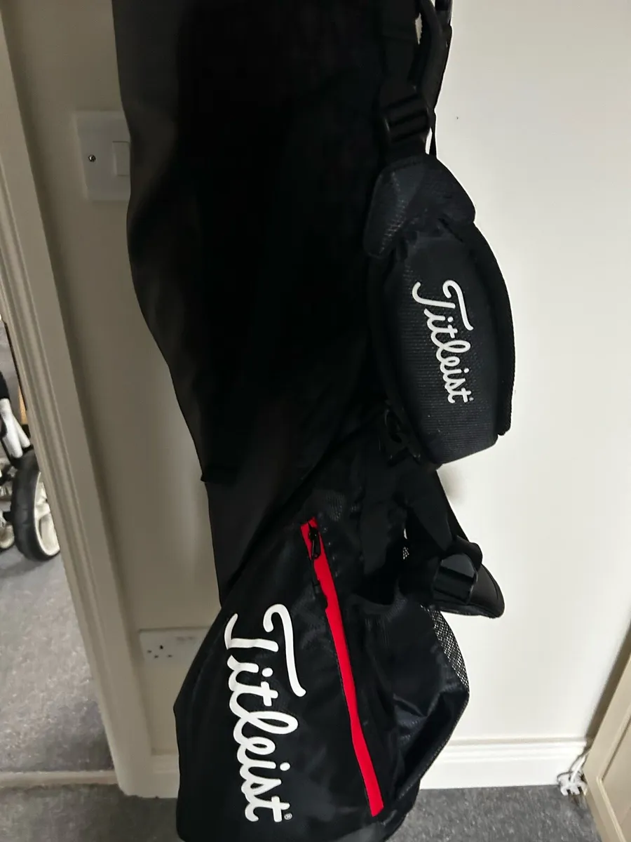 Titleist golf bag - Image 3