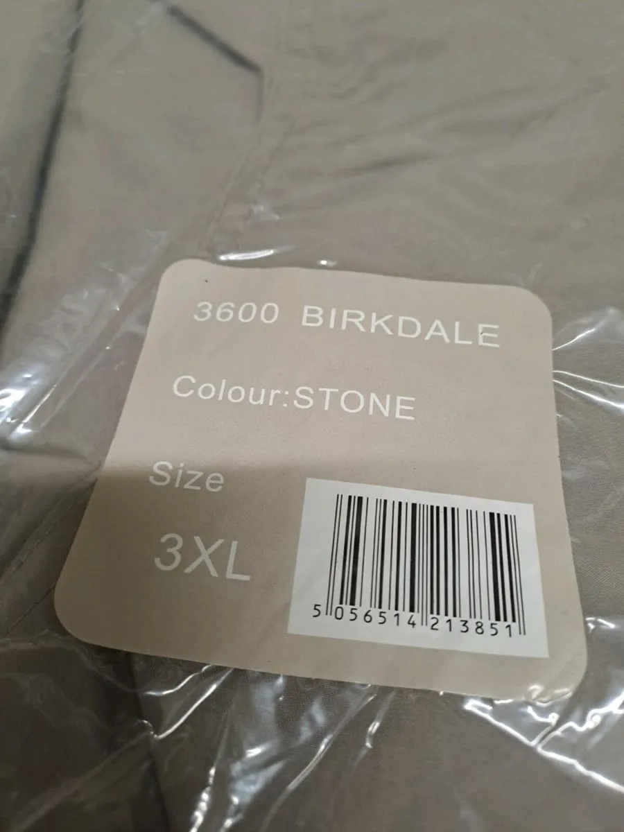 Champion Birkdale jacket size 3XL - Image 3