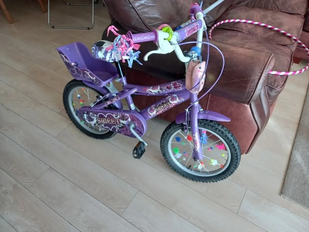 Girls bike