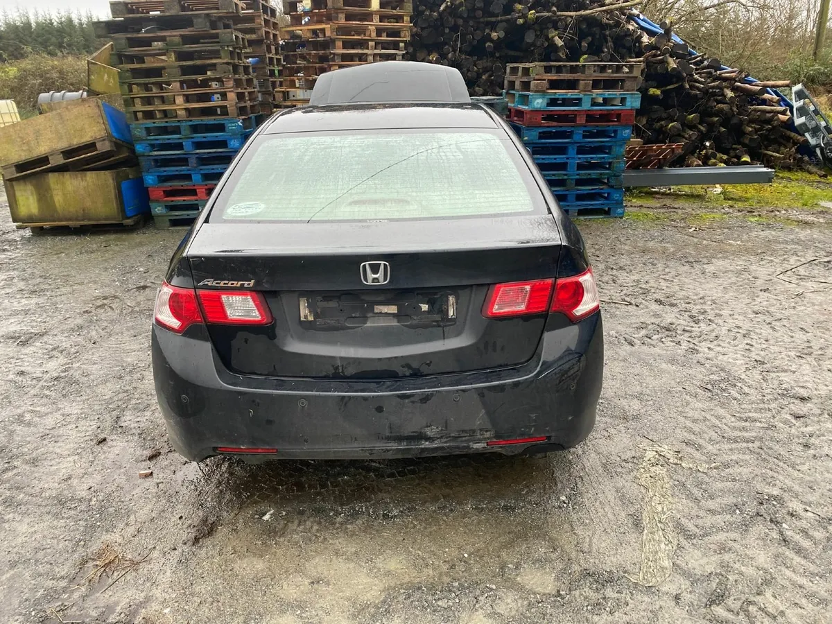 Honda Accord 2.2 diesel 2009 - Image 3