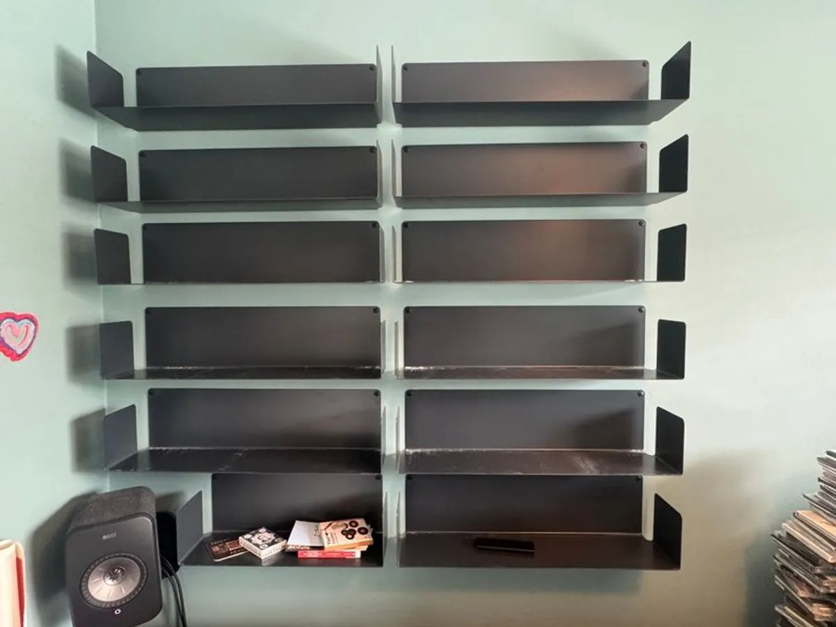 CD Wall Shelf Gray 60 x 15 cm - Set of 6 - Image 1