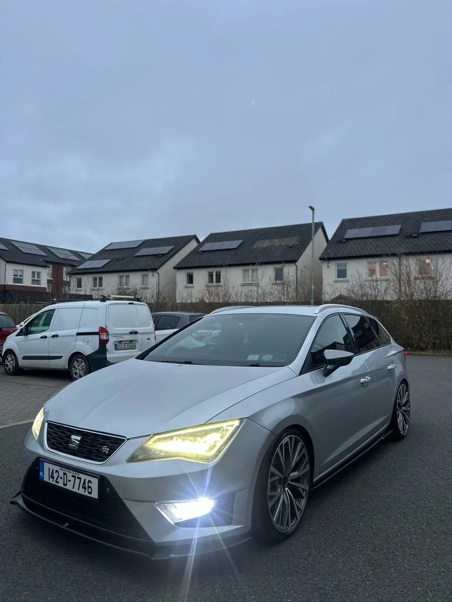 SEAT LEON FR SPORT 2.0TDI - Image 2