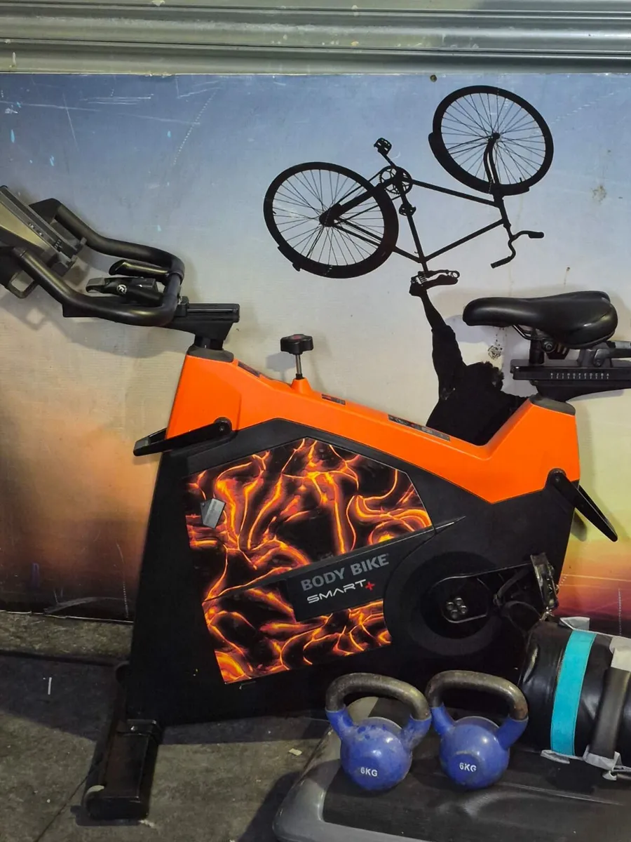 TOP BRAND BODY BIKE SMART PLUS  BIKES - Image 2