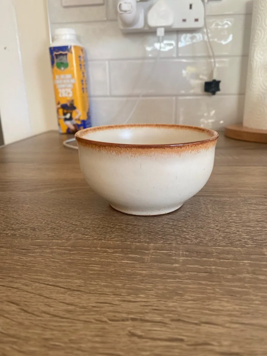 Irish Country Pottery - Image 3