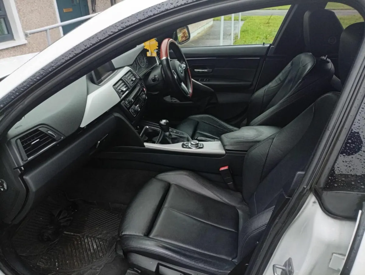 BMW 4-Series 2015 - Image 2