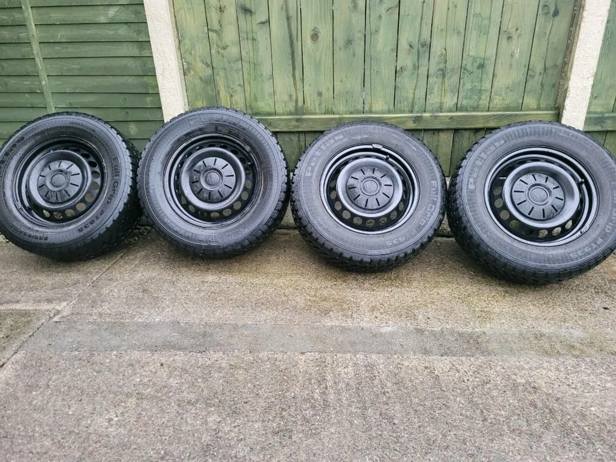 Vw crafter/ man steel black wheels - Image 1