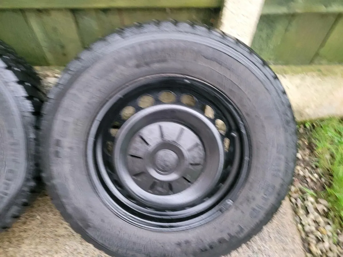 Vw crafter/ man steel black wheels - Image 3