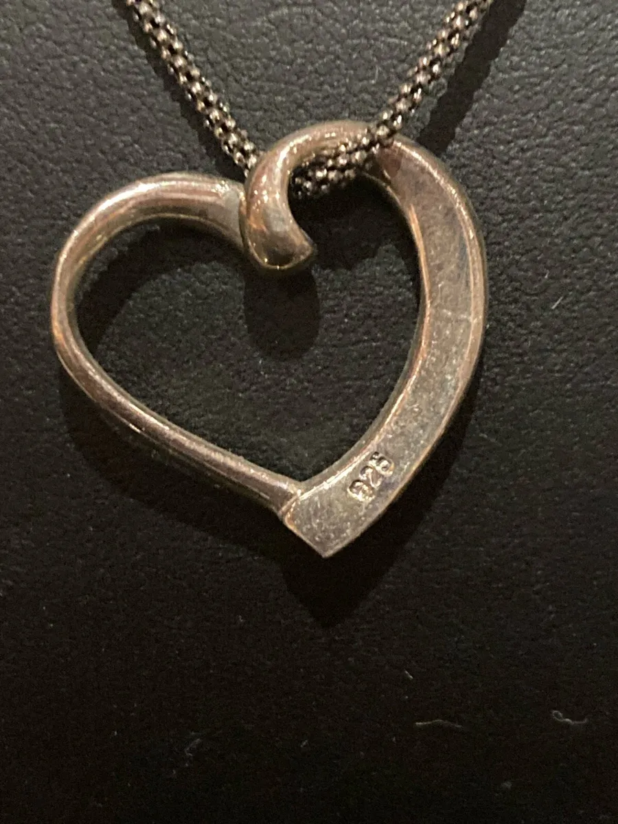 Marcasite silver pendant with chain - Image 4